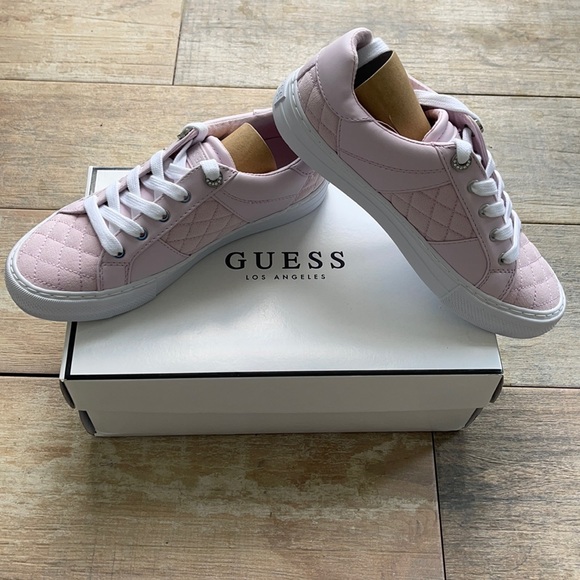 Guess Light Purple Women’s Sneakers Size 7M - Picture 1 of 9